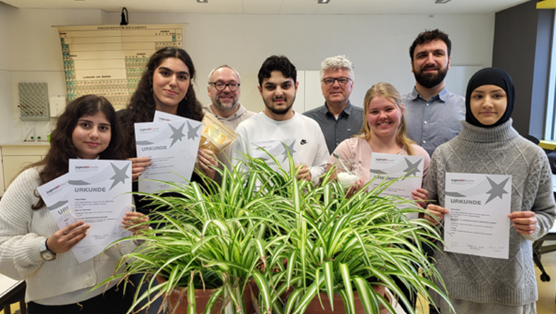 Erfolgreiche Teilnahme am Regionalwettbewerb Hessen West Jugend forscht